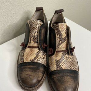 Freebird by Steven Mabel Distressed Leather Snake Oxford Shoes Size 6